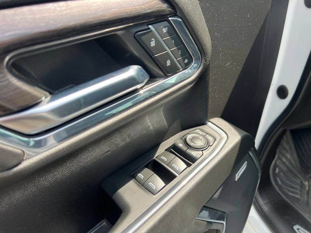 Used 2023 Chevrolet Silverado 1500 LTZ w/ Technology Package AWD/4WD image 19