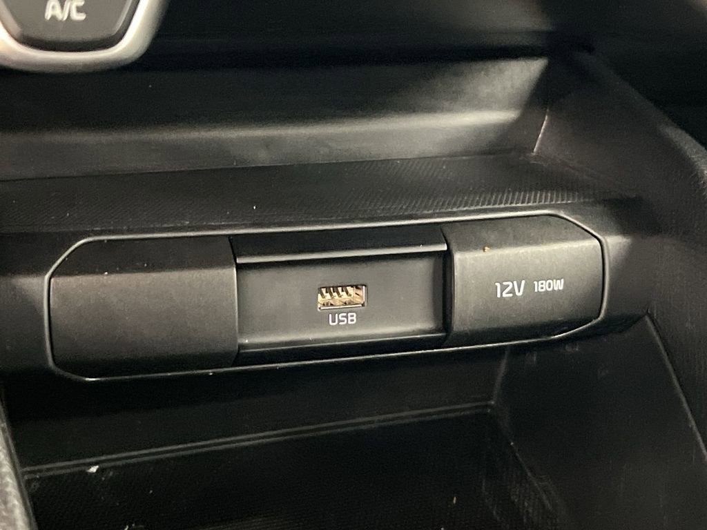 Used 2022 Kia Rio LX image 28