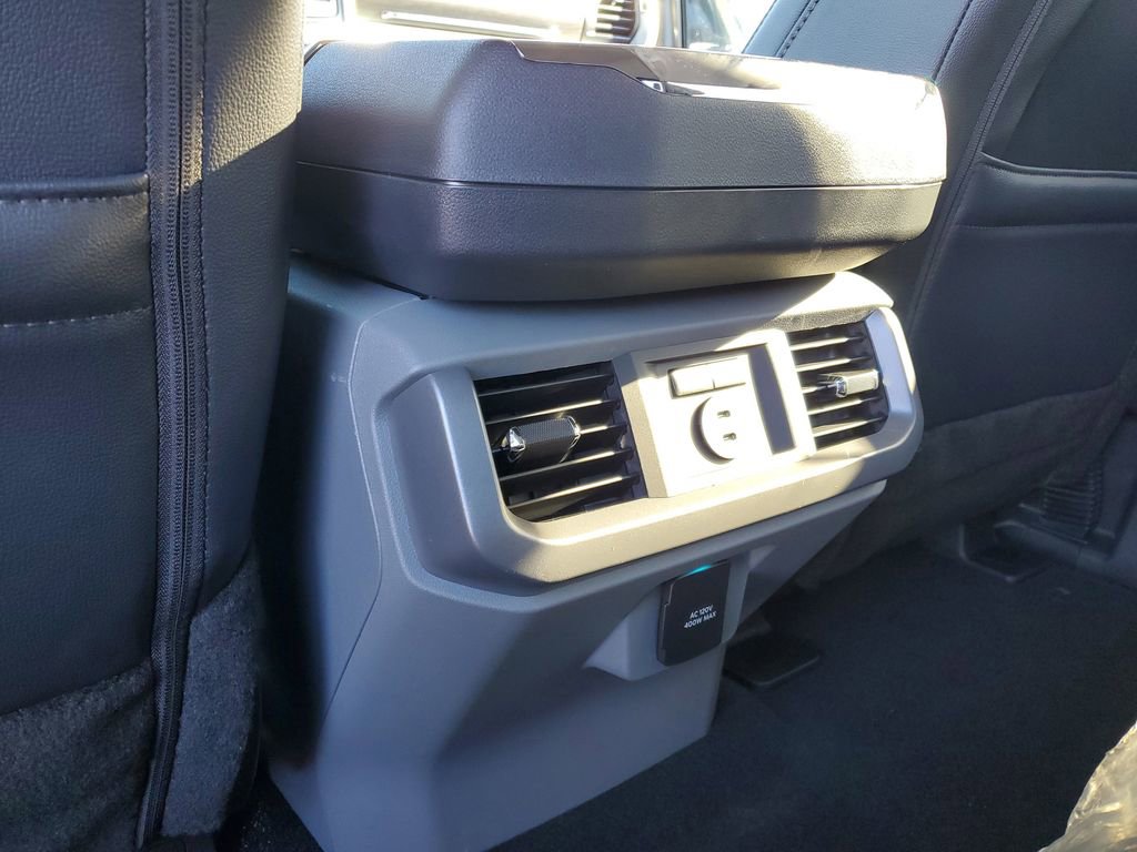 New 2026 Ford F150 Lariat w/ Equipment Group 502A High image 32