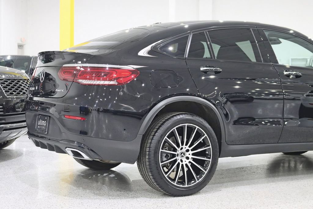 Used 2022 Mercedes-Benz GLC 300 4MATIC Coupe image 11