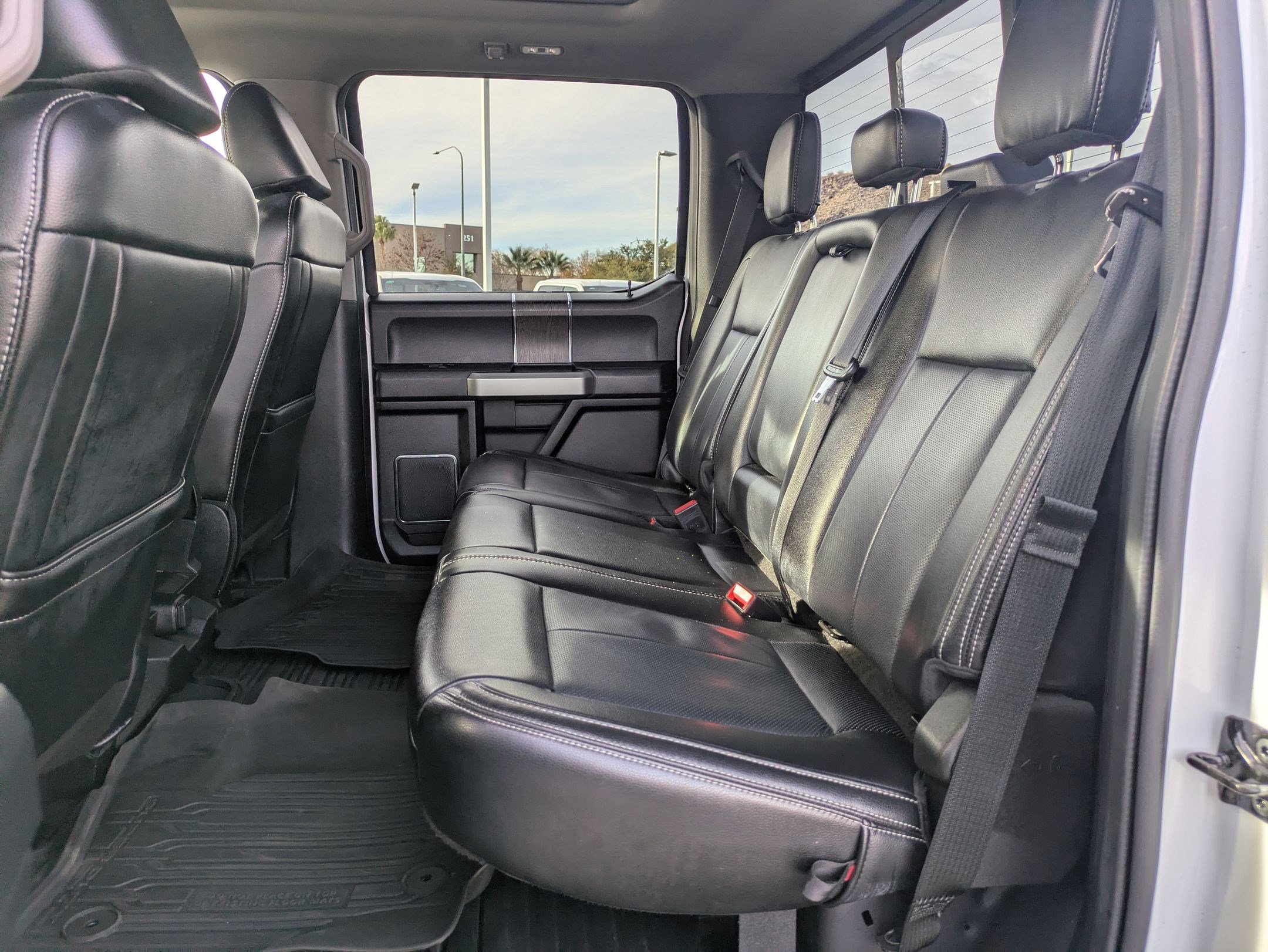 Used 2021 Ford F350 Lariat w/ Lariat Ultimate Package image 28