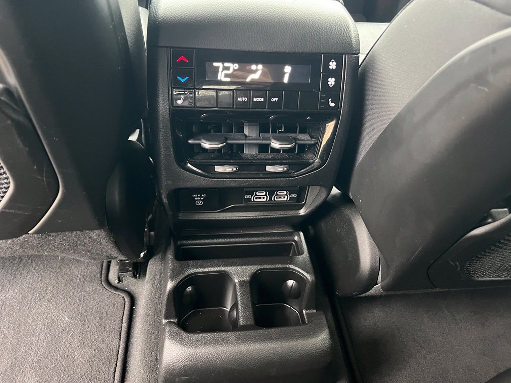 Used 2022 Jeep Grand Cherokee L Limited AWD/4WD image 23