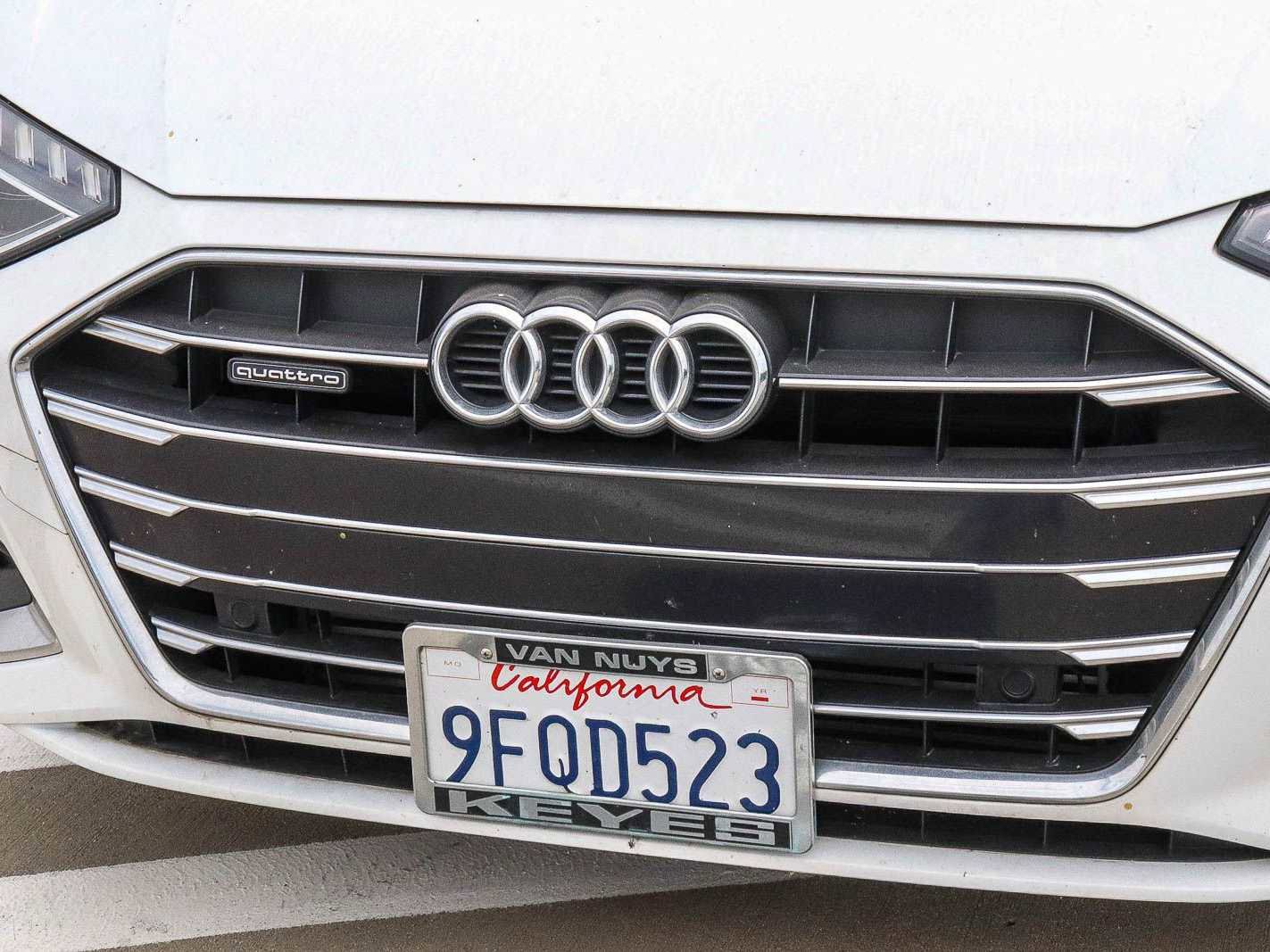 Used 2023 Audi A4 2.0T Premium w/ Convenience Package AWD/4WD image 8