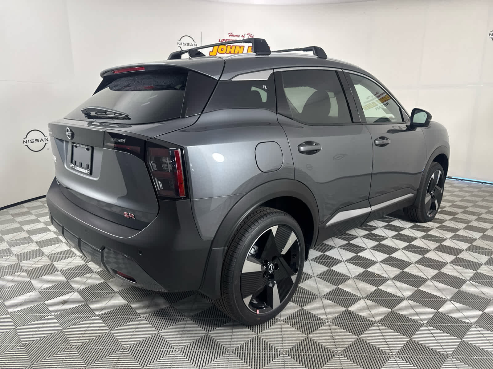 New 2026 Nissan Kicks SR image 6