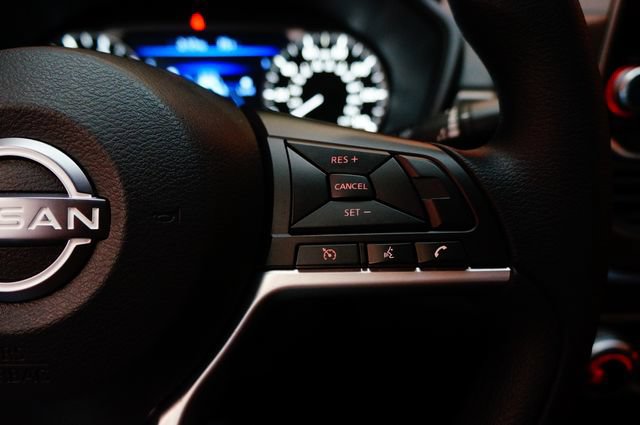 Certified 2025 Nissan Altima 2.5 SV FWD image 25