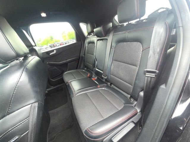 Used 2024 Ford Escape ST-Line AWD/4WD image 17