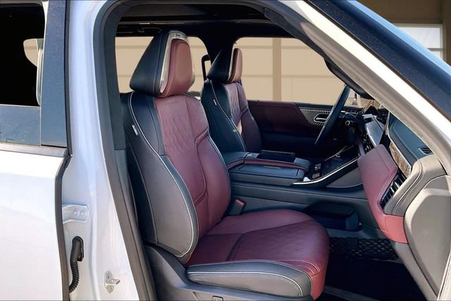 Used 2026 INFINITI QX80 Autograph w/ Premium Cargo Package image 7