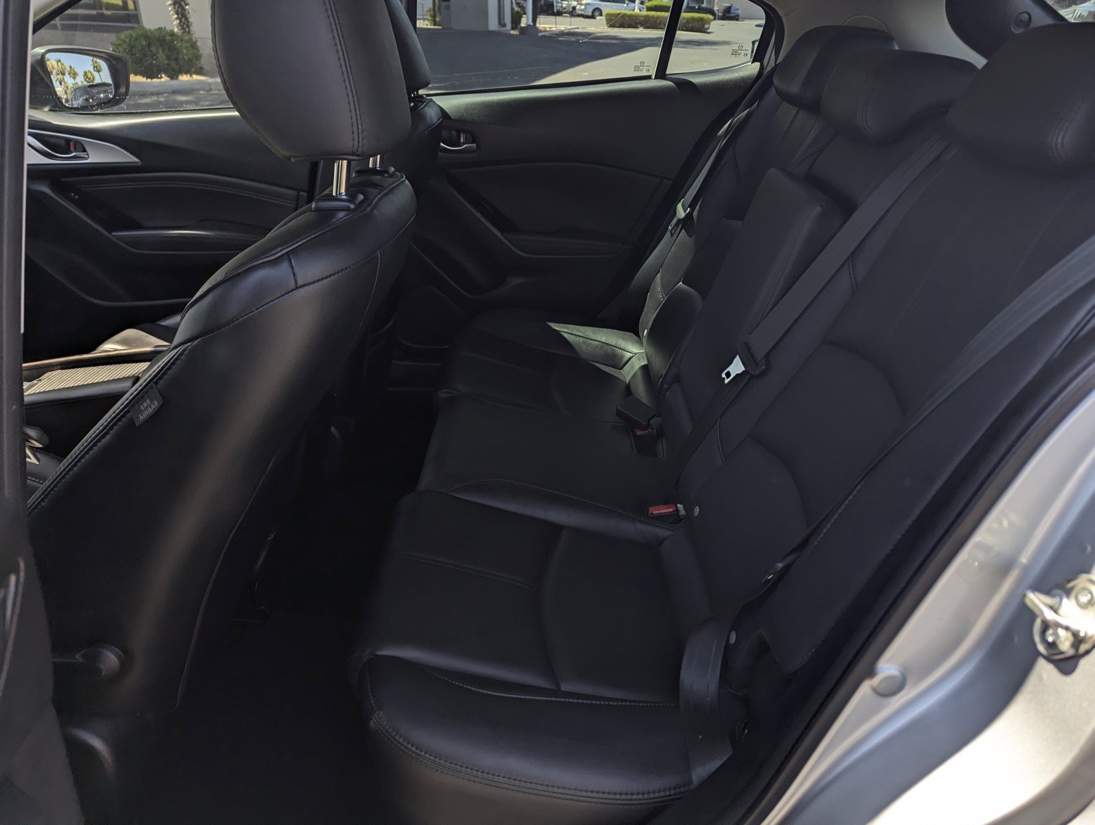Used 2018 MAZDA MAZDA3 Touring FWD image 8