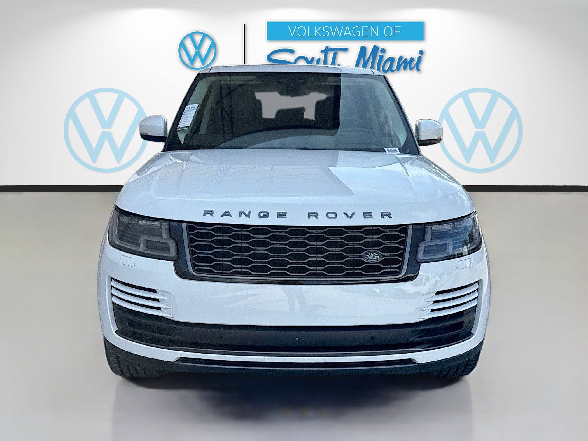 Used 2019 Land Rover Range Rover Velar R-Dynamic SE image 2