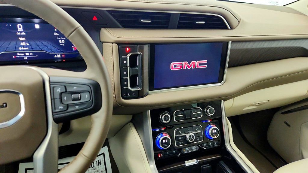 Used 2023 GMC Yukon Denali image 17