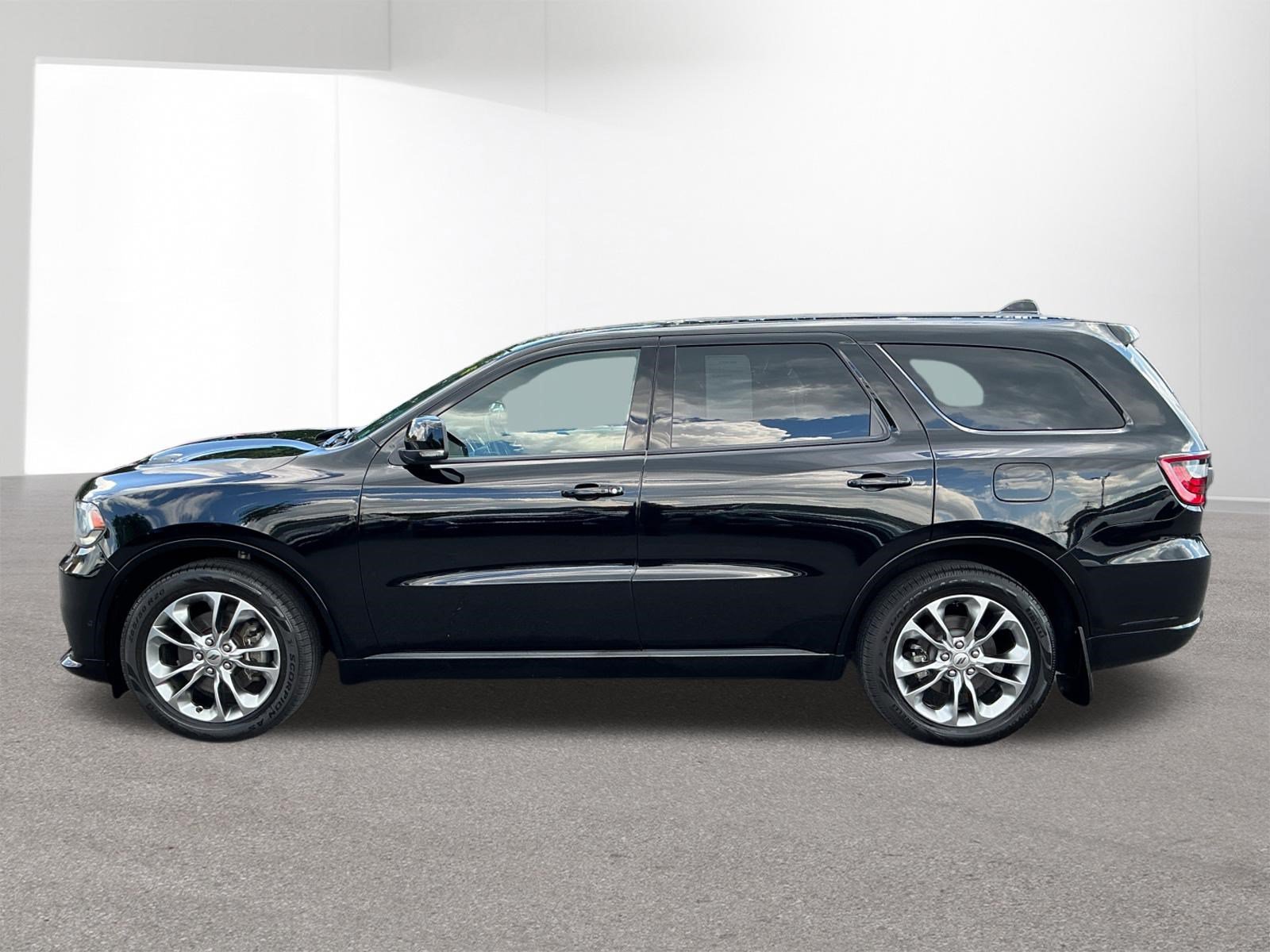 Used 2019 Dodge Durango R/T w/ Technology Group AWD/4WD image 6