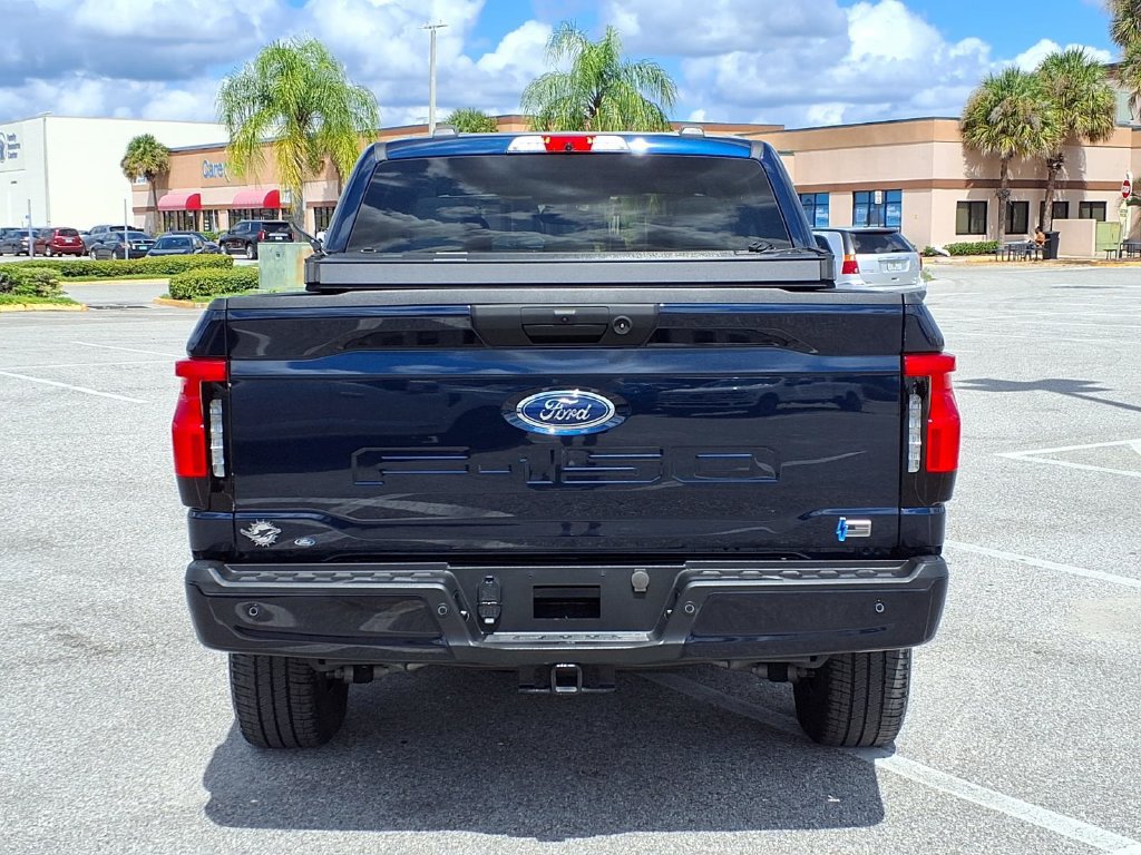 Used 2023 Ford F150 Lightning XLT AWD/4WD image 6