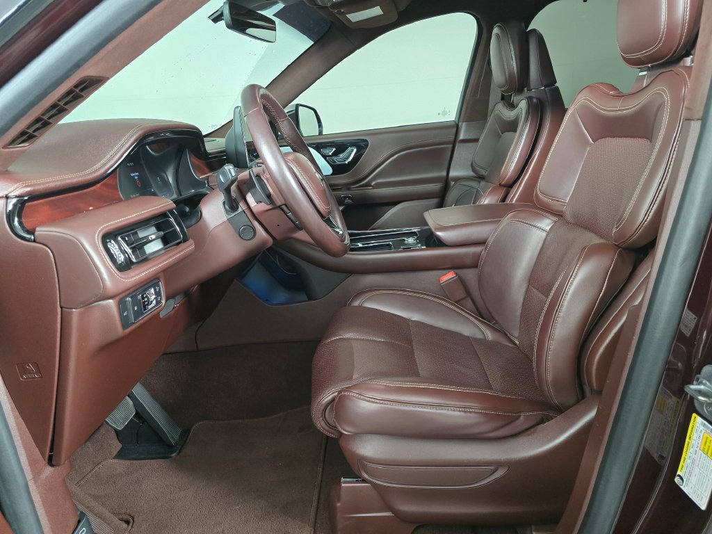 Certified 2021 Lincoln Aviator Black Label w/ Dynamic Handling Package AWD/4WD image 21