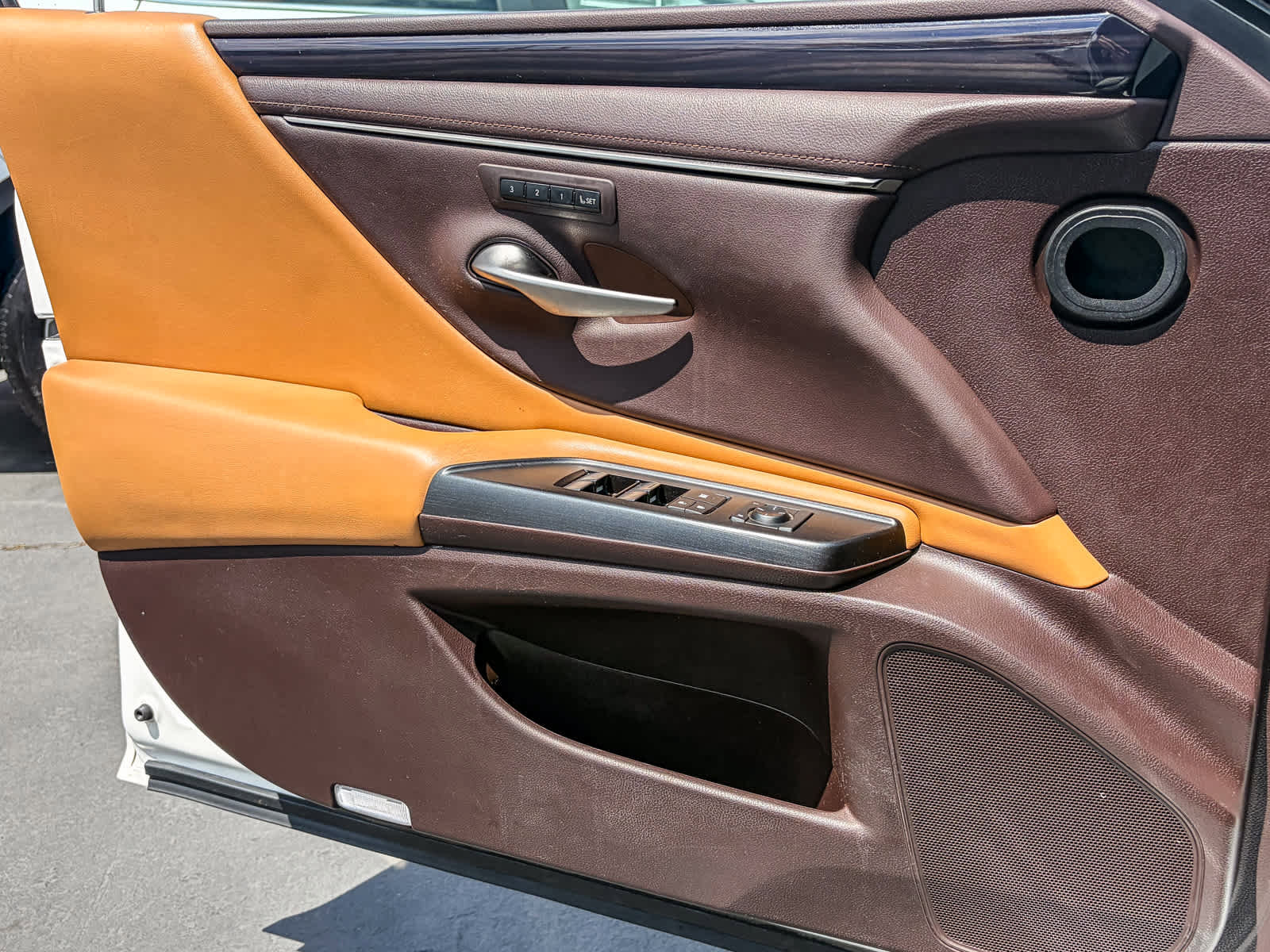 Used 2019 Lexus ES 350 w/ Premium Package FWD image 19