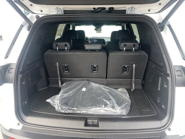 New 2026 Chevrolet Traverse LT w/ Sun and Wheel Package image 12