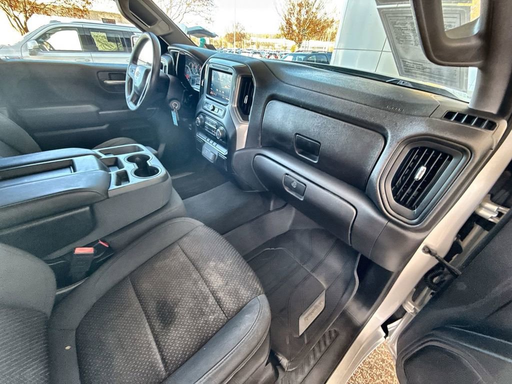 Certified 2020 Chevrolet Silverado 1500 Custom w/ Custom Value Package image 26