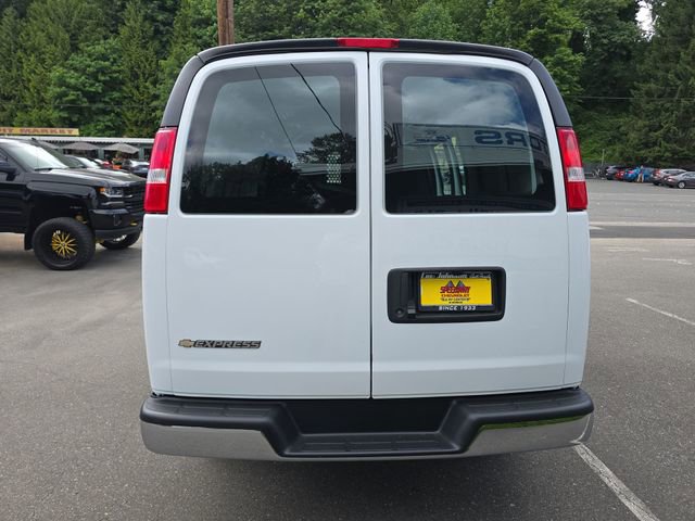 Used 2023 Chevrolet Express 2500 w/ Driver Convenience Package image 5