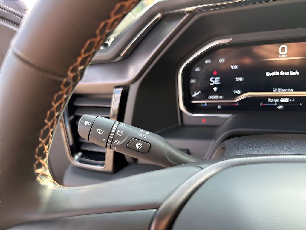 Used 2024 GMC Sierra 2500 AT4 w/ AT4 Premium Plus Package AWD/4WD image 33