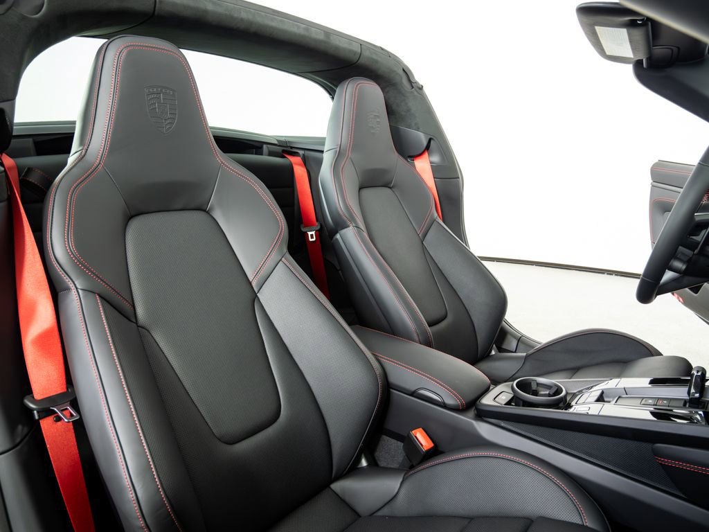 Certified 2026 Porsche 911 Targa 4 GTS image 21