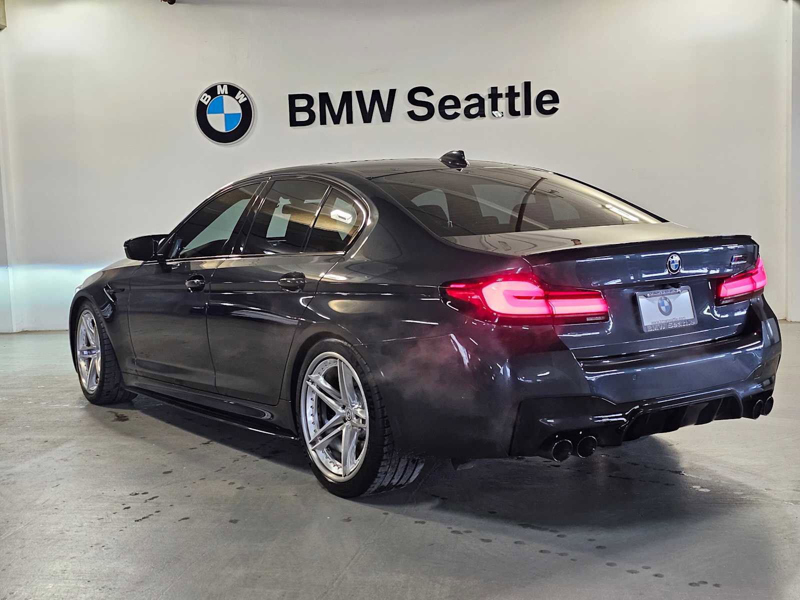 Used 2021 BMW M5 w/ Competition Package image 4