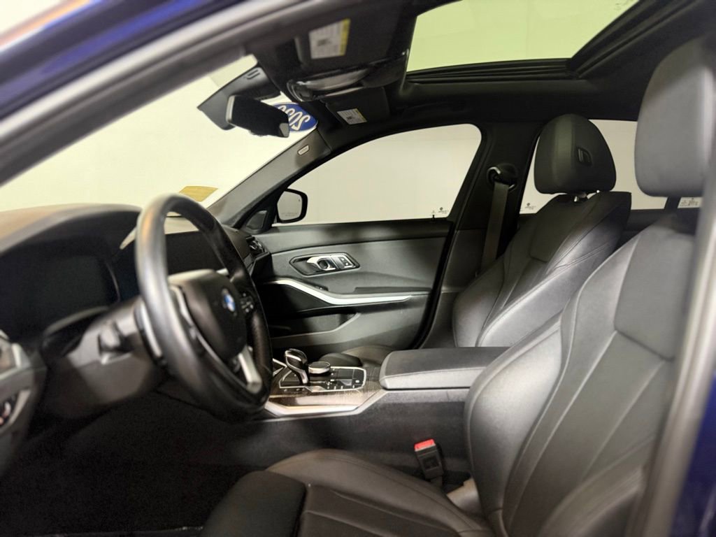 Used 2020 BMW 330i xDrive Sedan w/ Convenience Package image 15