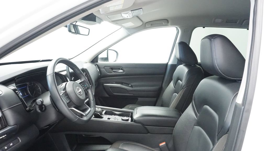 Used 2023 Nissan Pathfinder SL image 33