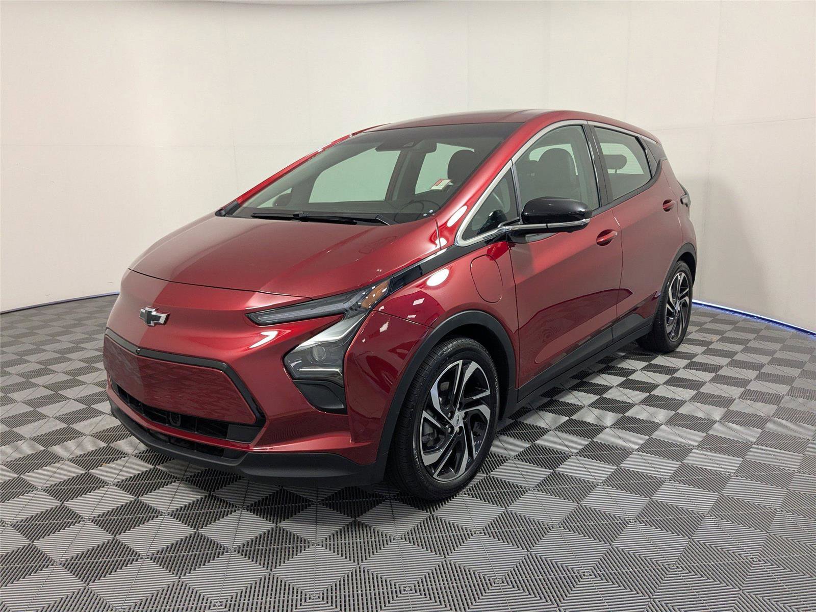 Used 2023 Chevrolet Bolt LT w/ Infotainment Package