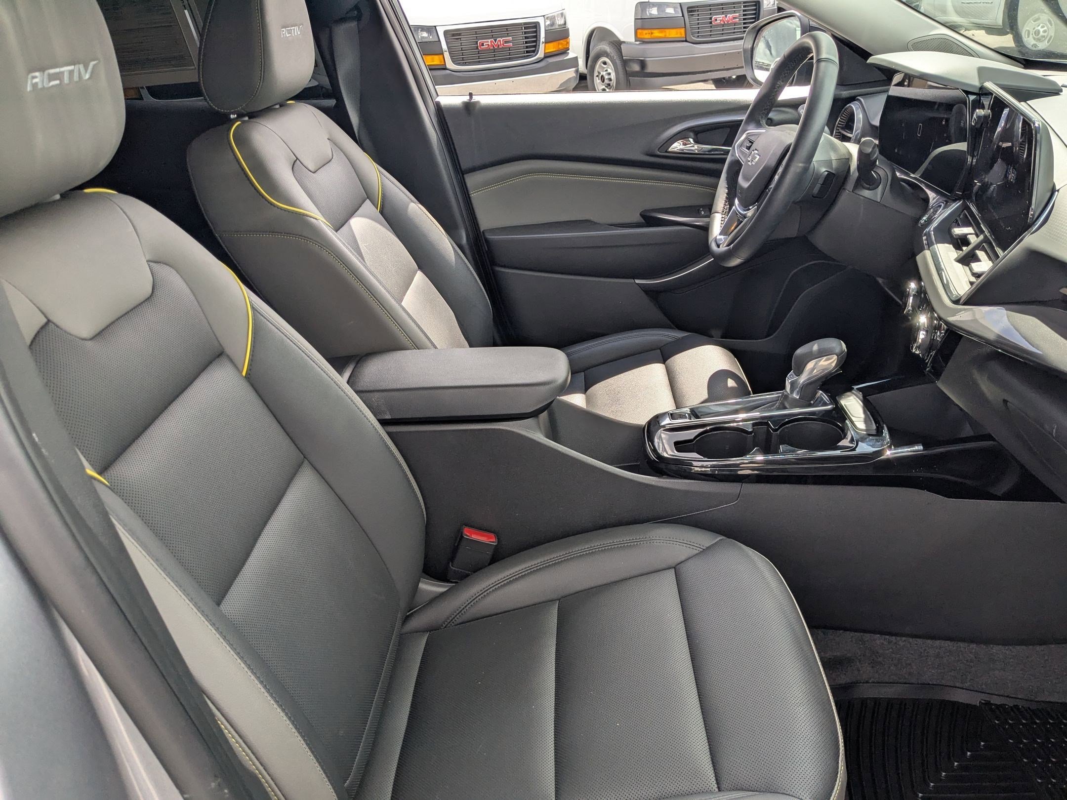 Certified 2025 Chevrolet Trax ACTIV w/ Driver Confidence Package FWD image 28