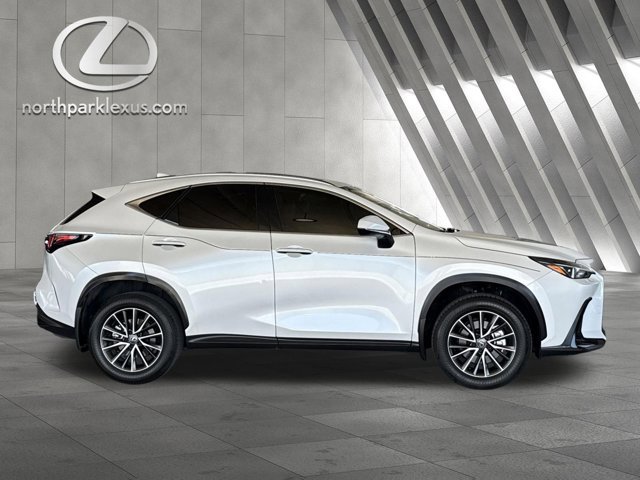 Certified 2024 Lexus NX 250 FWD w/ Towing Package (2000 Lbs) image 4
