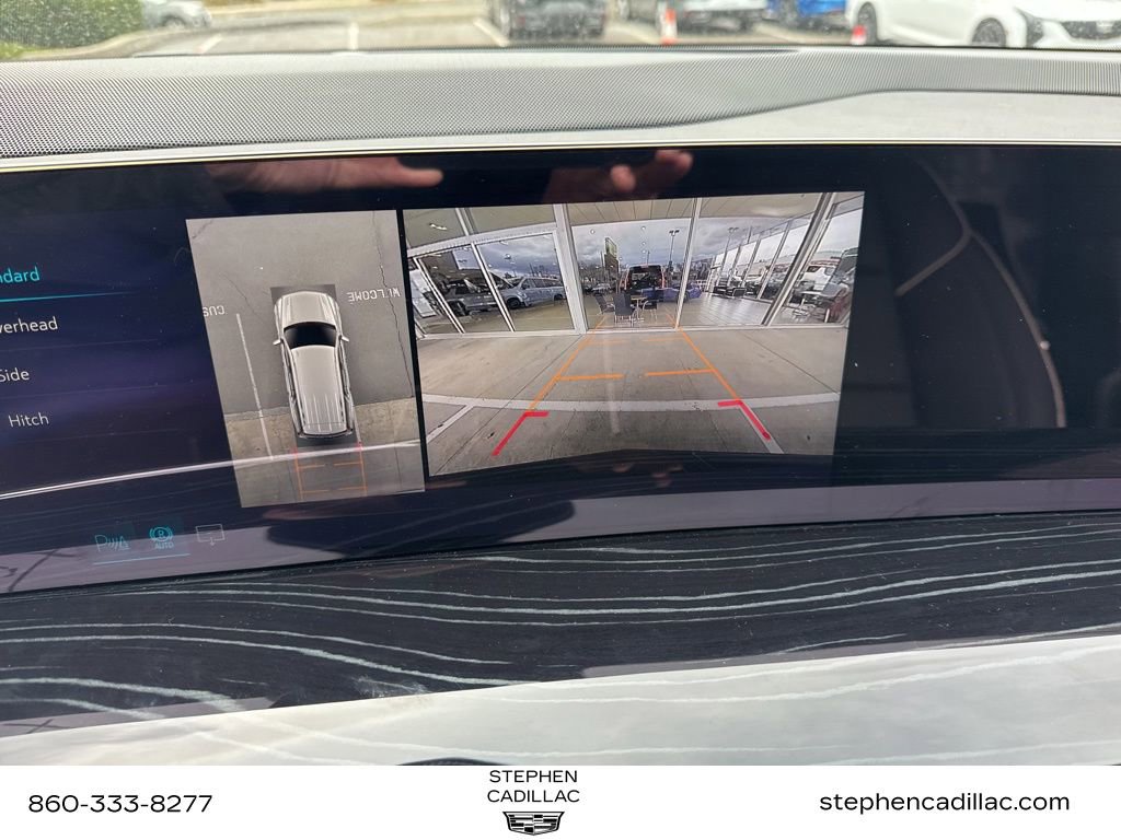 New 2026 Cadillac Escalade Sport w/ LPO, ONYX Package AWD/4WD image 24