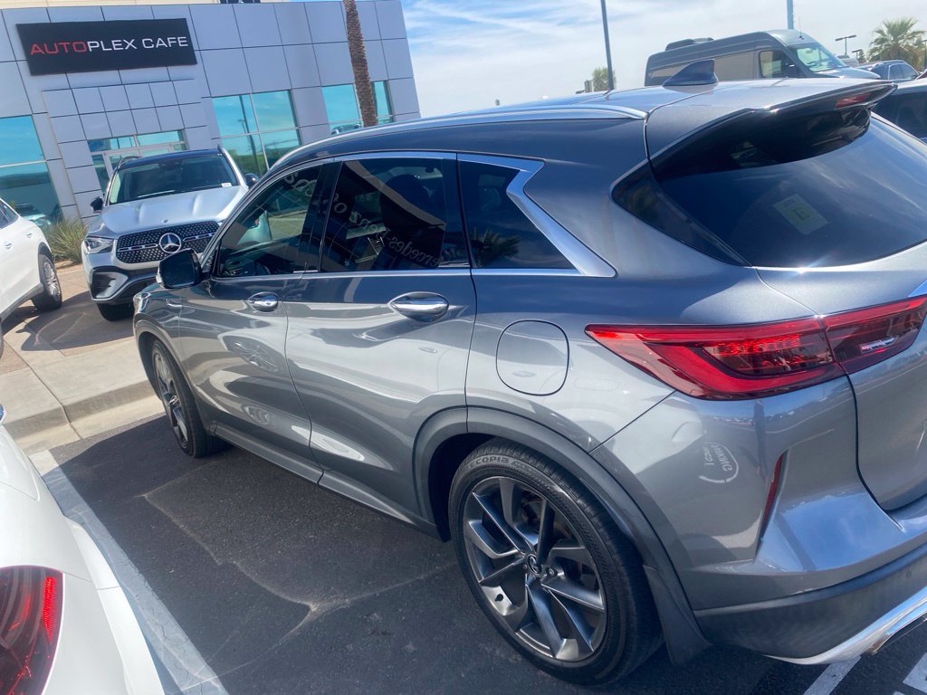 Used 2019 INFINITI QX50 Essential w/ Sensory Package AWD/4WD image 4