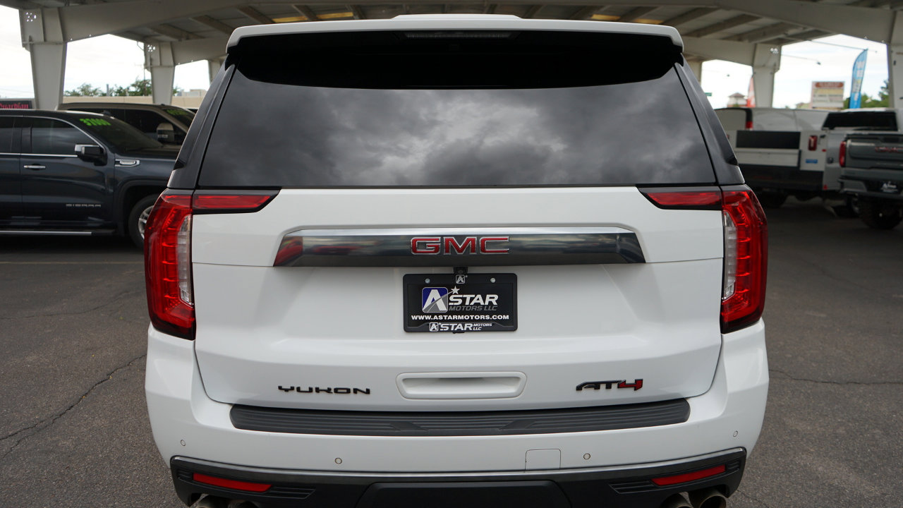 Used 2022 GMC Yukon AT4 image 5