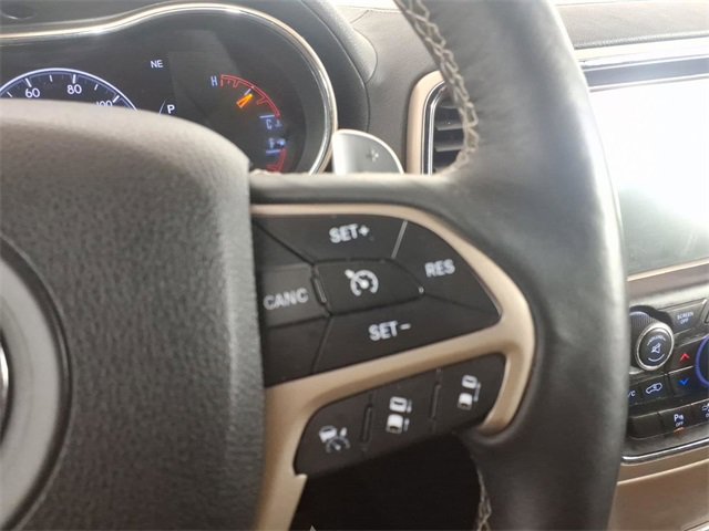 Used 2015 Jeep Grand Cherokee Overland w/ Advanced Technology Group image 17