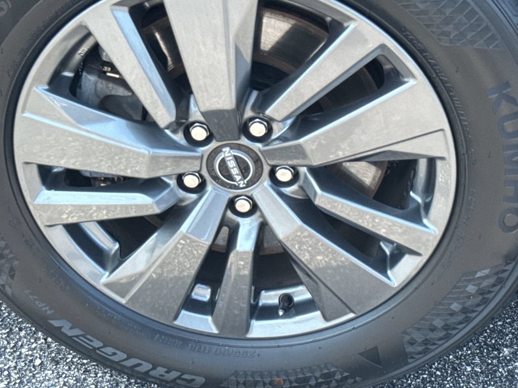 Certified 2025 Nissan Pathfinder S AWD/4WD image 9