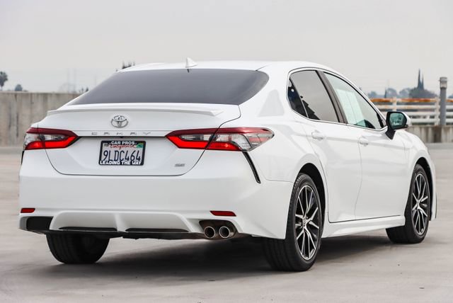 Used 2023 Toyota Camry SE image 8