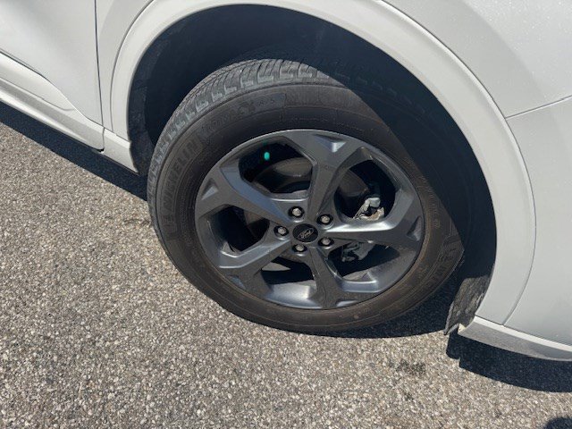 Used 2023 Ford Escape ST-Line w/ Tech Pack #1 AWD/4WD image 38
