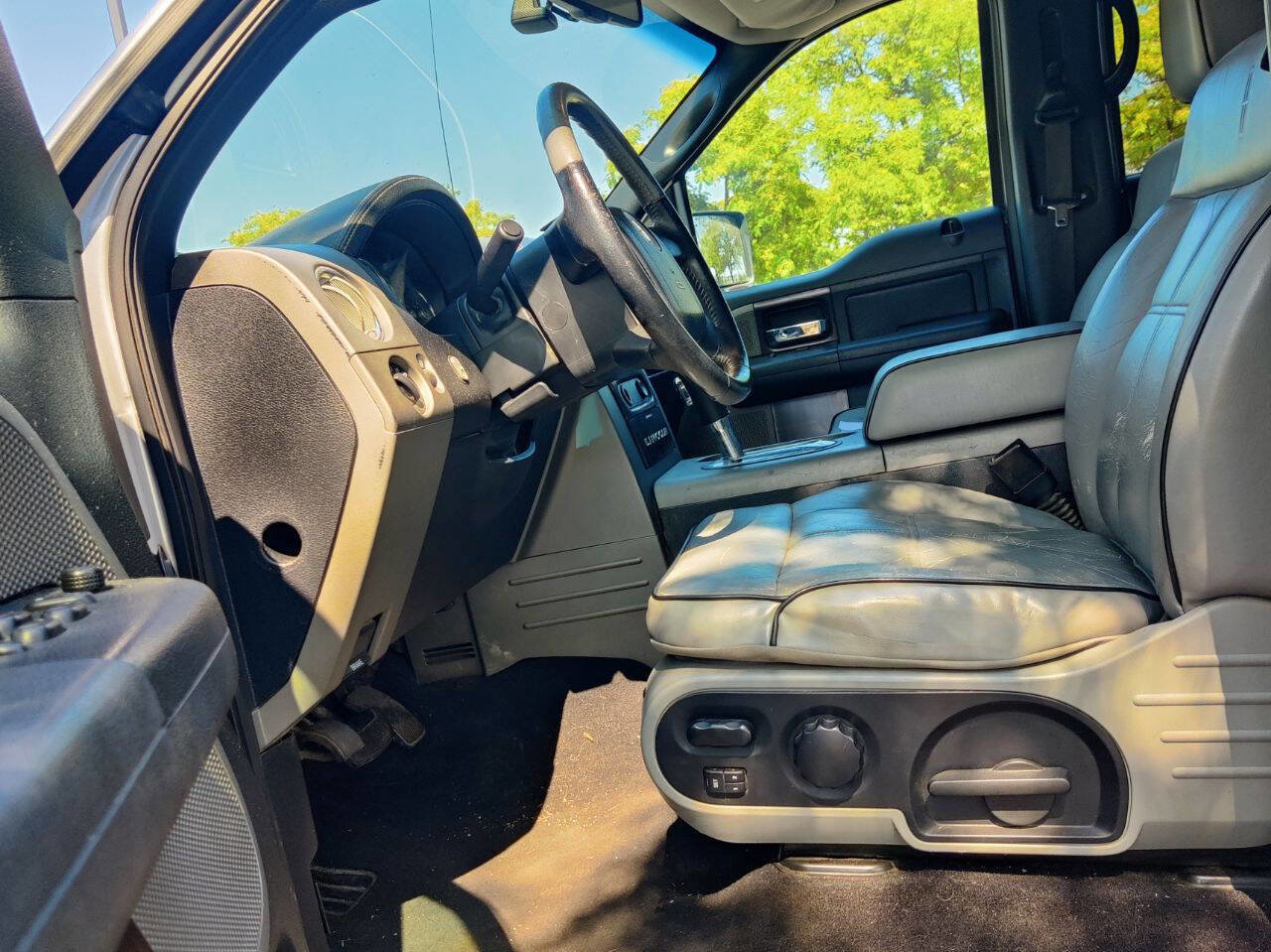 Used 2006 Lincoln Mark LT 4x4 image 9