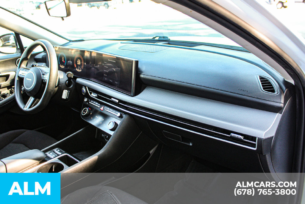 Used 2025 Hyundai Sonata SEL FWD image 22