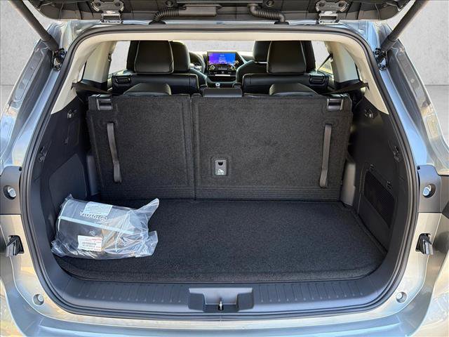 New 2026 Toyota Highlander Limited AWD/4WD image 18