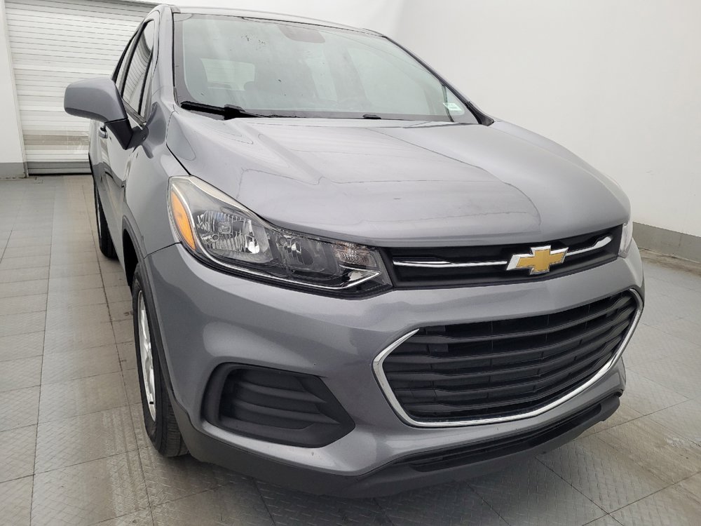 Used 2020 Chevrolet Trax LS w/ Tint and Cruise Package FWD image 13