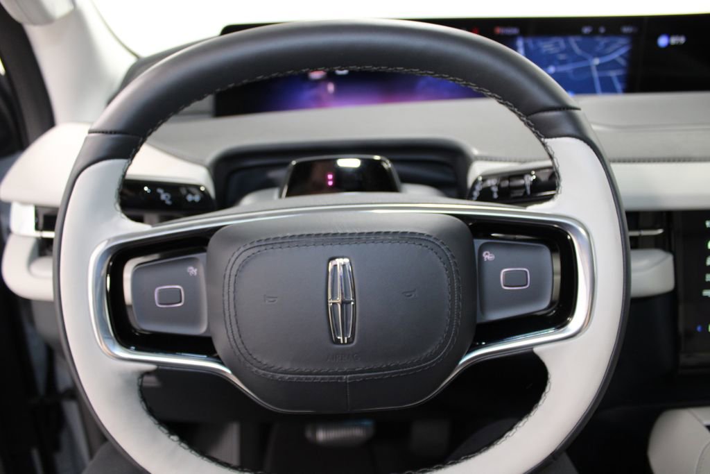 New 2026 Lincoln Navigator Reserve AWD/4WD image 38