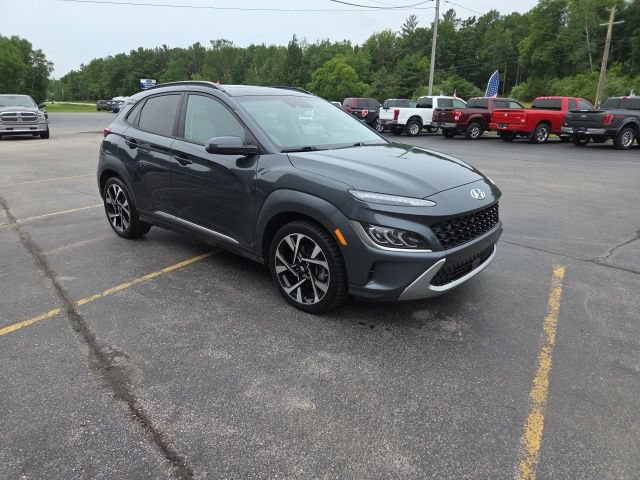 Used 2022 Hyundai Kona Limited FWD image 3