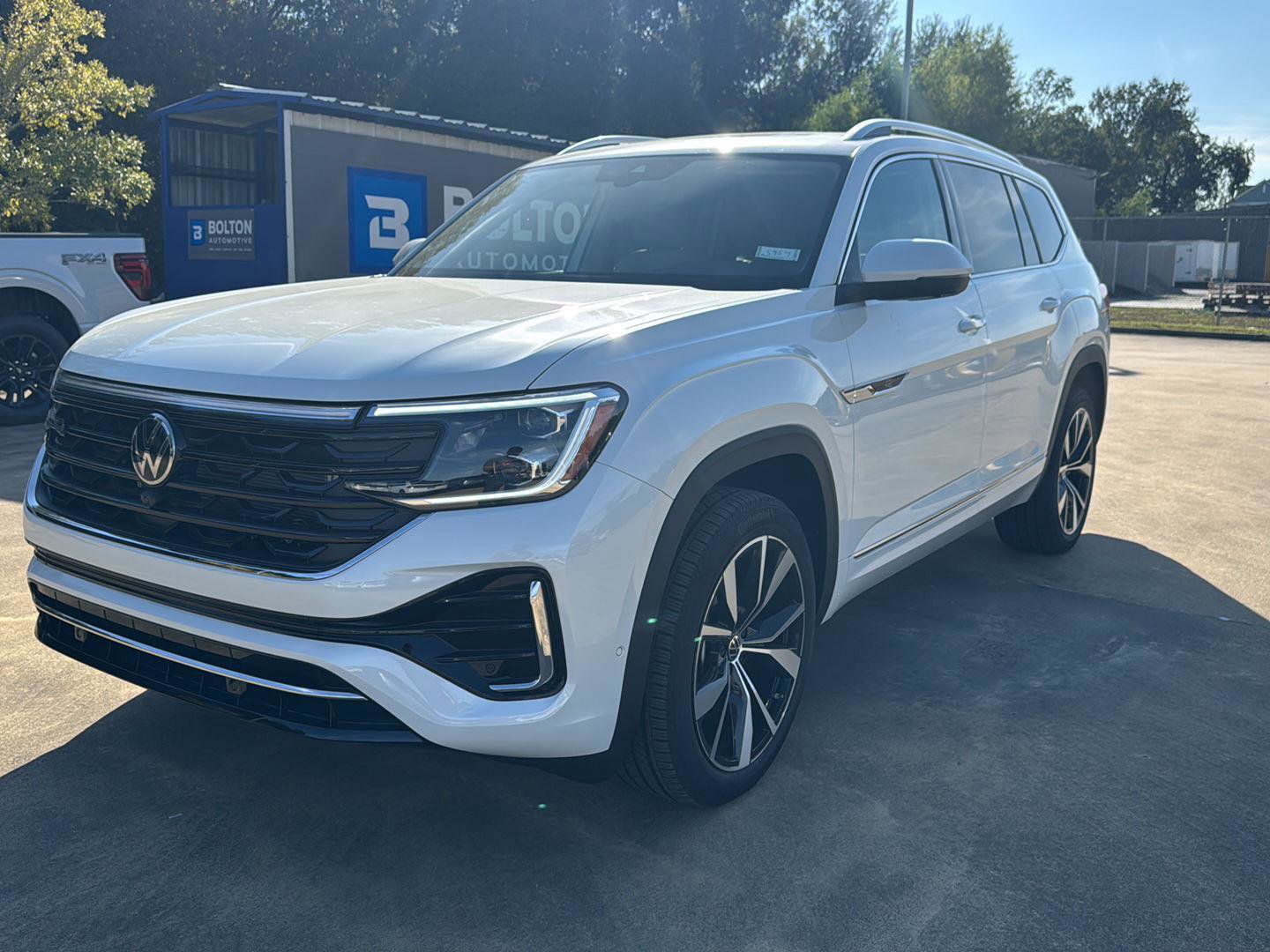 New 2026 Volkswagen Atlas SEL Premium R-Line video 1