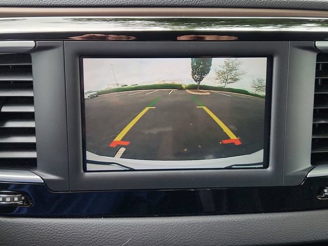 Used 2022 Chrysler Voyager LX FWD image 44