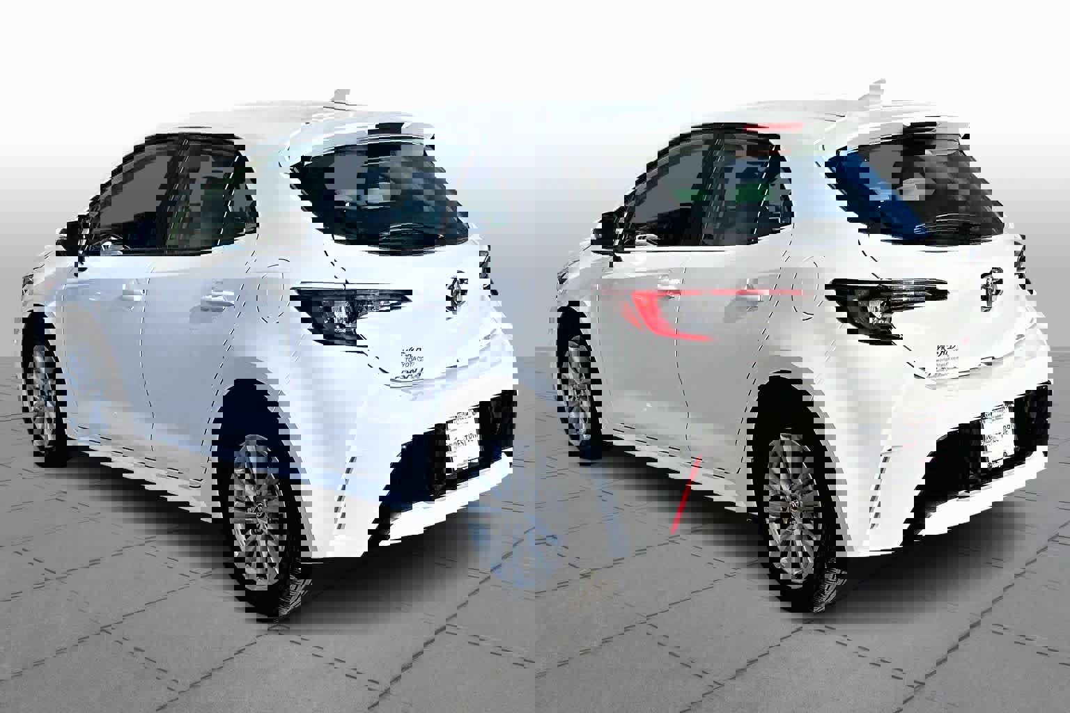 Certified 2025 Toyota Corolla SE image 13