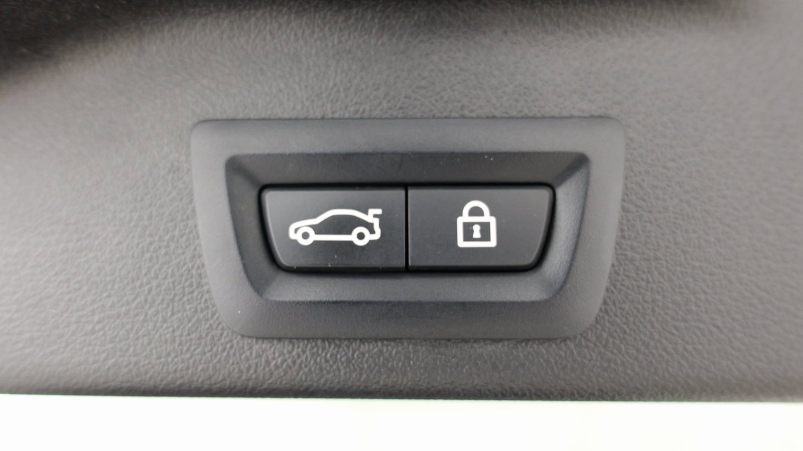 Used 2022 BMW X5 xDrive40i w/ Parking Assistance Package image 64