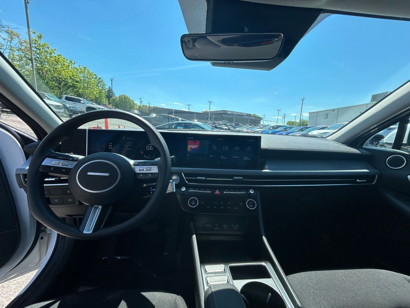 Used 2025 Hyundai Sonata SEL FWD image 28