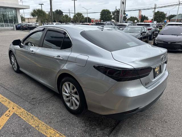 Used 2022 Toyota Camry LE FWD image 6