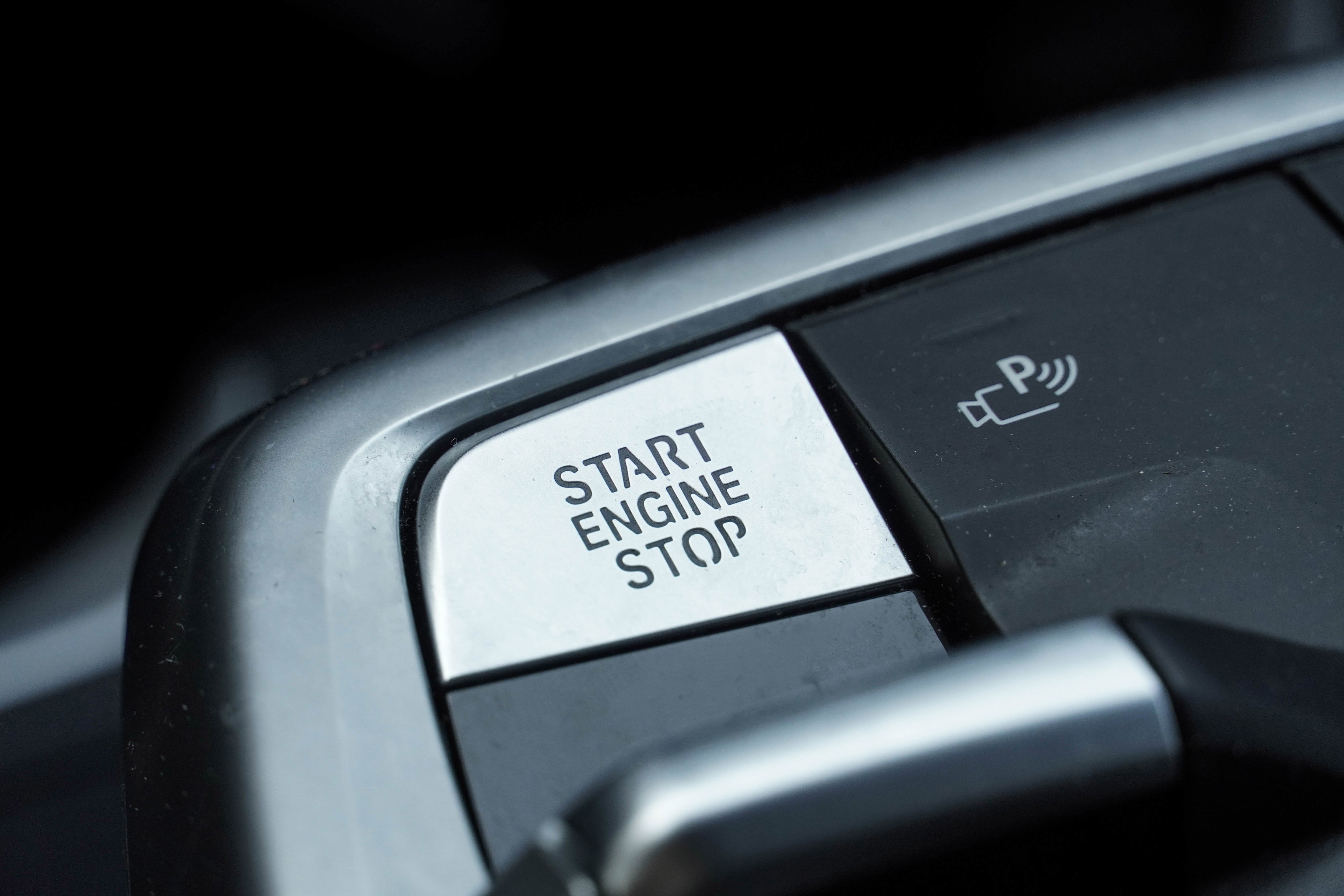 Used 2025 BMW X2 xDrive28i w/ Premium Package image 19