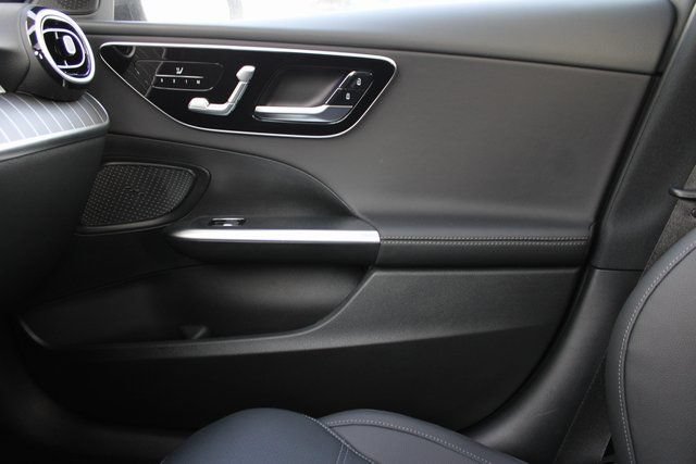 New 2025 Mercedes-Benz C 300 4MATIC Sedan image 27